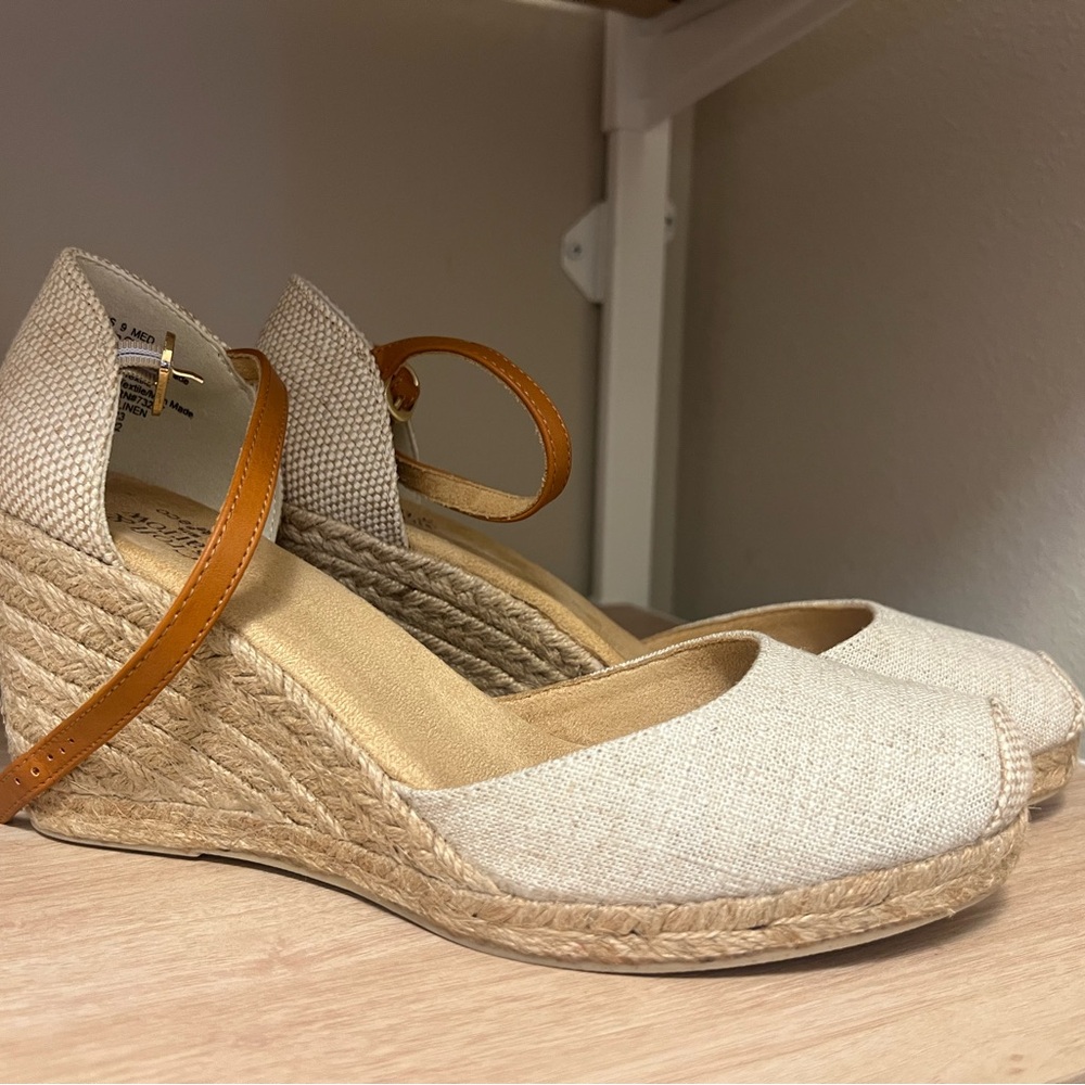 Women's Beige Espadrille Wedge Sandals